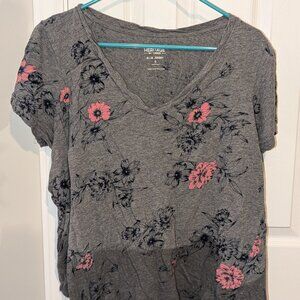 Torrid Floral Tshirt Size 0